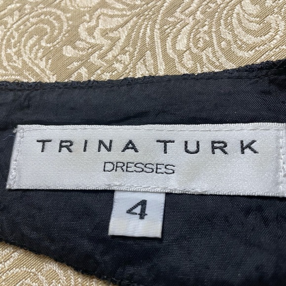 Trina Turk Mini Lace - Picture 10 of 11